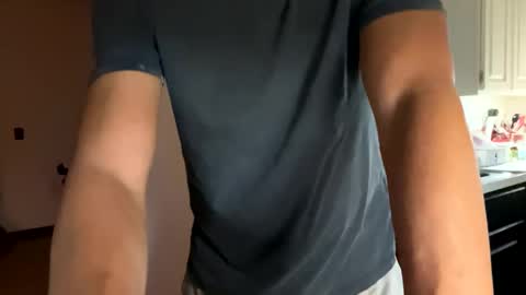 Snapshot of princealibabwa chatting on October 4, 11:04 am princealibabwa online show from October 4, 11:04 am