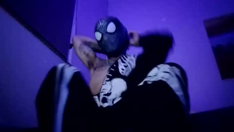 Snapshot of princeredd chatting on October 29, 1:41 am Prince Redd Saint  online show from October 29, 1:41 am