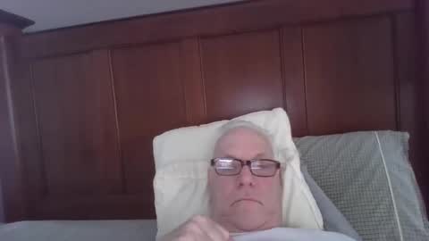 Snapshot of prisnaw chatting on February 23, 1:49 pm prisnaw online show from February 23, 1:49 pm