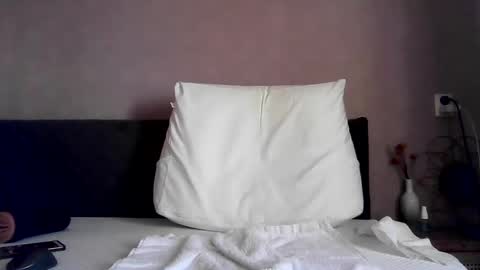 projectxx304379 online show from January 14, 1:16 pm