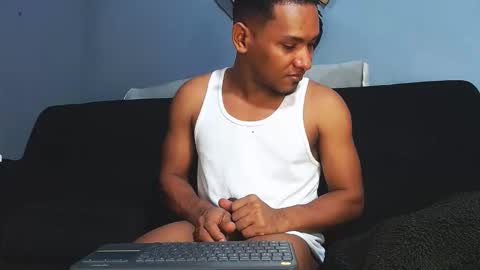 Grande y Gruesa online show from April 20, 4:26 am