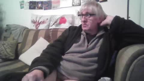 proudwelshman online show from January 5, 11:01 pm