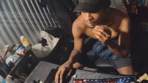 pseudofacts online show from July 26, 2:14 pm