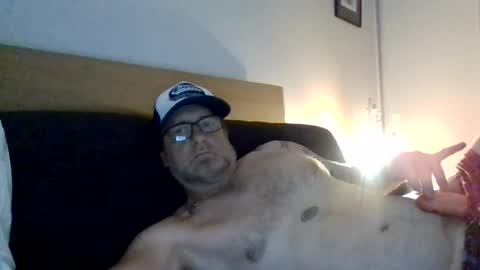 pulllin4u online show from July 1, 12:44 am