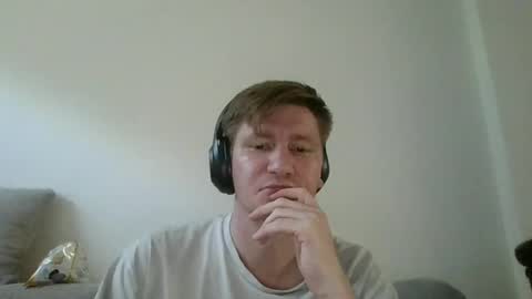 punkindrublic25 online show from July 13, 6:04 am