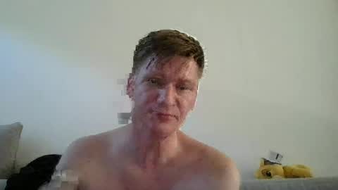 punkindrublic25 online show from June 26, 7:44 am