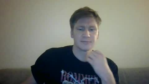 punkindrublic25 online show from December 3, 3:45 am