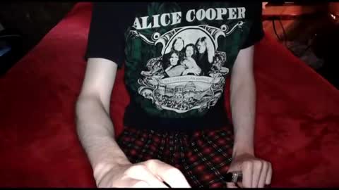 pussylover2182 online show from July 27, 12:06 am