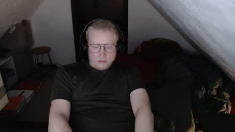 pussylovercb online show from March 18, 9:29 pm