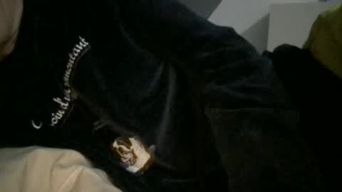 pyro5962 online show from February 1, 1:15 am