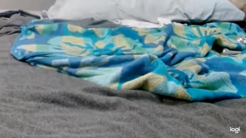 Quay17 online show from January 8, 6:41 am