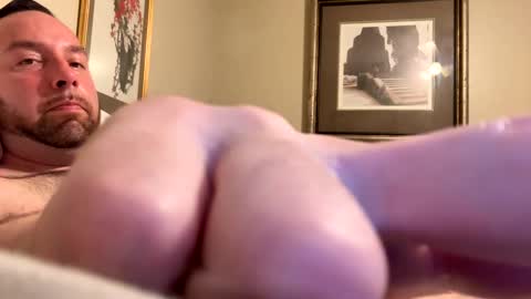 qwertyuiop1357900 online show from February 20, 1:25 am