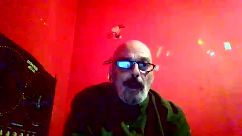 qwertyuiop22348015 online show from February 15, 6:05 pm