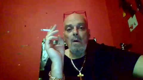 qwertyuiop22348015 online show from April 18, 7:29 pm