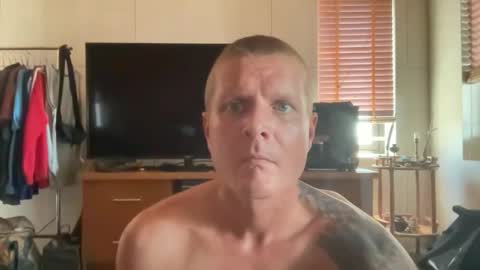 rabbit_eyes69 online show from June 4, 3:34 am