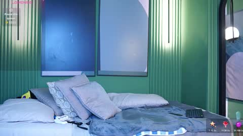 rafa_cruz online show from November 18, 12:42 pm