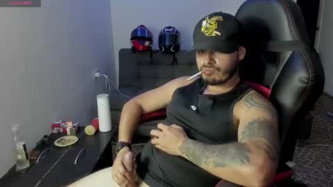 ragnar_lothbrok77 online show from October 22, 11:08 pm