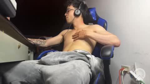 Enzo online show from February 15, 6:19 am