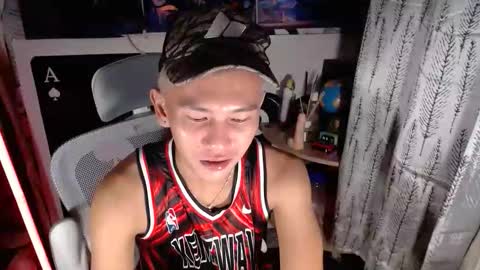 ralfhuge24 online show from March 11, 11:17 am