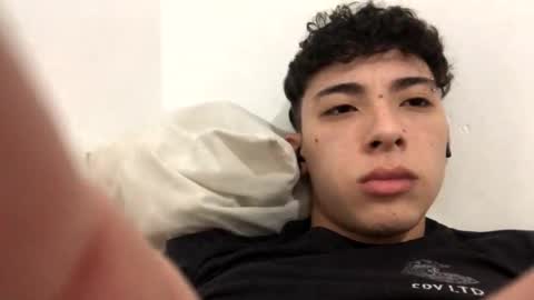 ramiroo2312 online show from November 14, 1:42 am