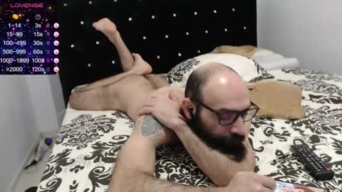 RaulWildBoy27 online show from January 28, 5:46 pm