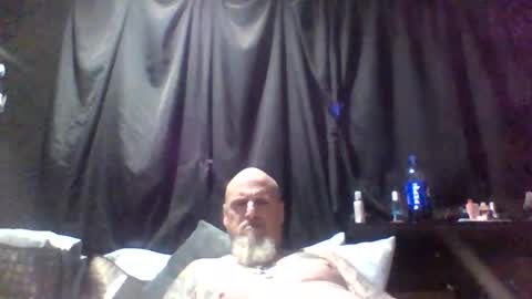 ravens18816981 online show from December 18, 7:48 am