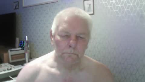 ray477 online show from July 7, 10:35 pm