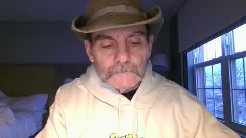 Ray online show from December 5, 12:23 pm