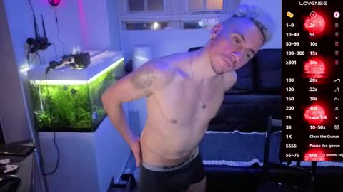 Rayzel online show from February 14, 2:06 am