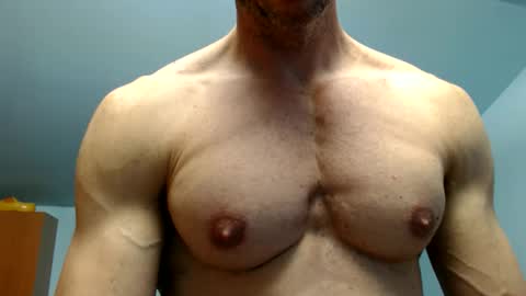 razorramon13 online show from June 6, 8:20 am