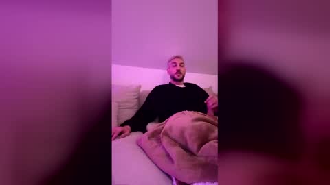 realdeal2000 online show from March 29, 12:55 am