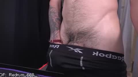 Red online show from July 25, 3:53 pm