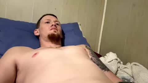 reggiemachete online show from October 29, 3:42 am