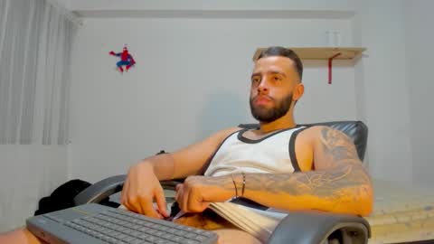 Rmy Steen online show from November 8, 1:31 am