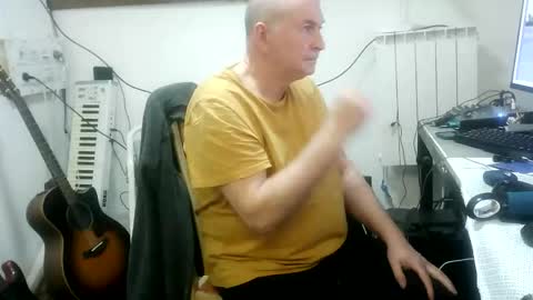 renefr online show from March 1, 10:53 pm