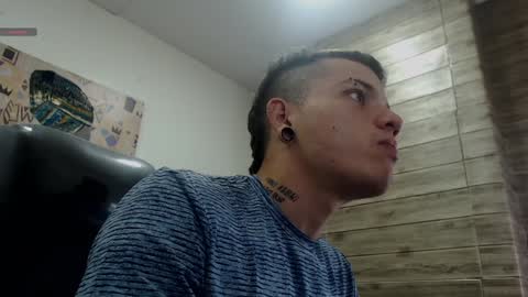 R E N E  online show from December 28, 4:19 am