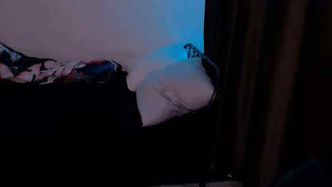 rennuts online show from January 9, 4:12 pm