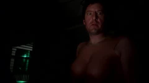 revitup2000 online show from January 11, 5:55 am