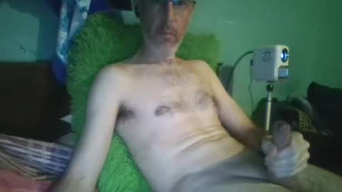 reyes_albert2006 online show from February 28, 11:31 am