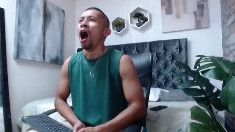 richar_voller online show from January 8, 11:26 am