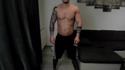 RichardDarell online show from November 13, 6:40 am