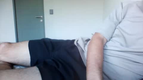 Snapshot of rielol23 chatting on October 15, 10:39 pm rielol23 online show from October 15, 10:39 pm