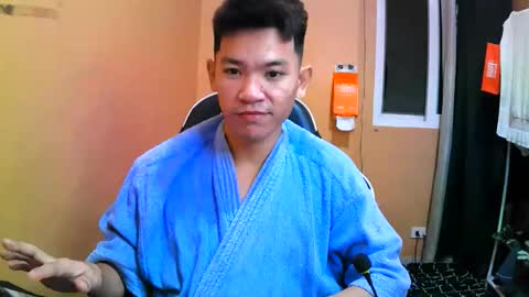 riiichie12 online show from December 16, 6:15 pm