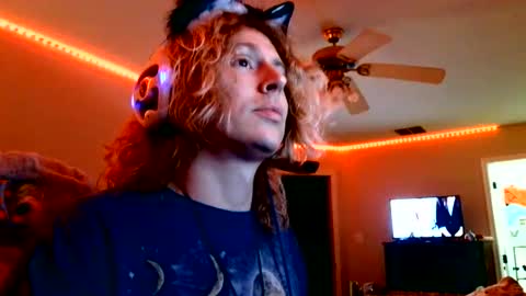 TheRealCatNoir online show from May 26, 7:04 am