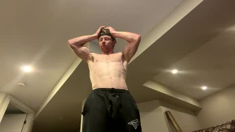 ripped__red69 online show from June 15, 10:35 pm