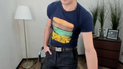 Snapshot of rishu_ chatting on February 28, 10:09 am VAnitas online show from February 28, 10:09 am