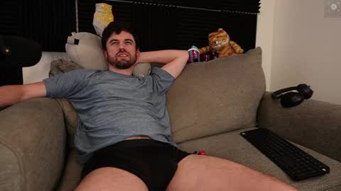 Ryan aka KeylimeRy online show from January 16, 2:31 pm