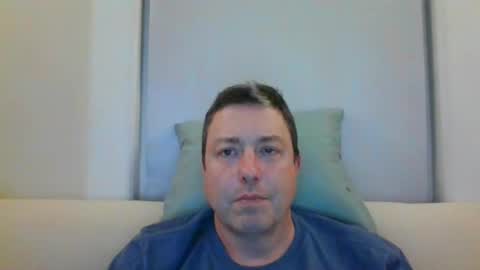 Snapshot of rob_bower_guy chatting on February 17, 5:58 am rob_bower_guy online show from February 17, 5:58 am