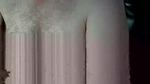 Snapshot of rob_likes_curvywomen chatting on September 24, 7:45 pm tip me make me cum online show from September 24, 7:45 pm