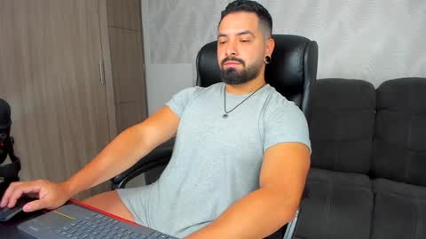 Robby online show from January 18, 3:46 am